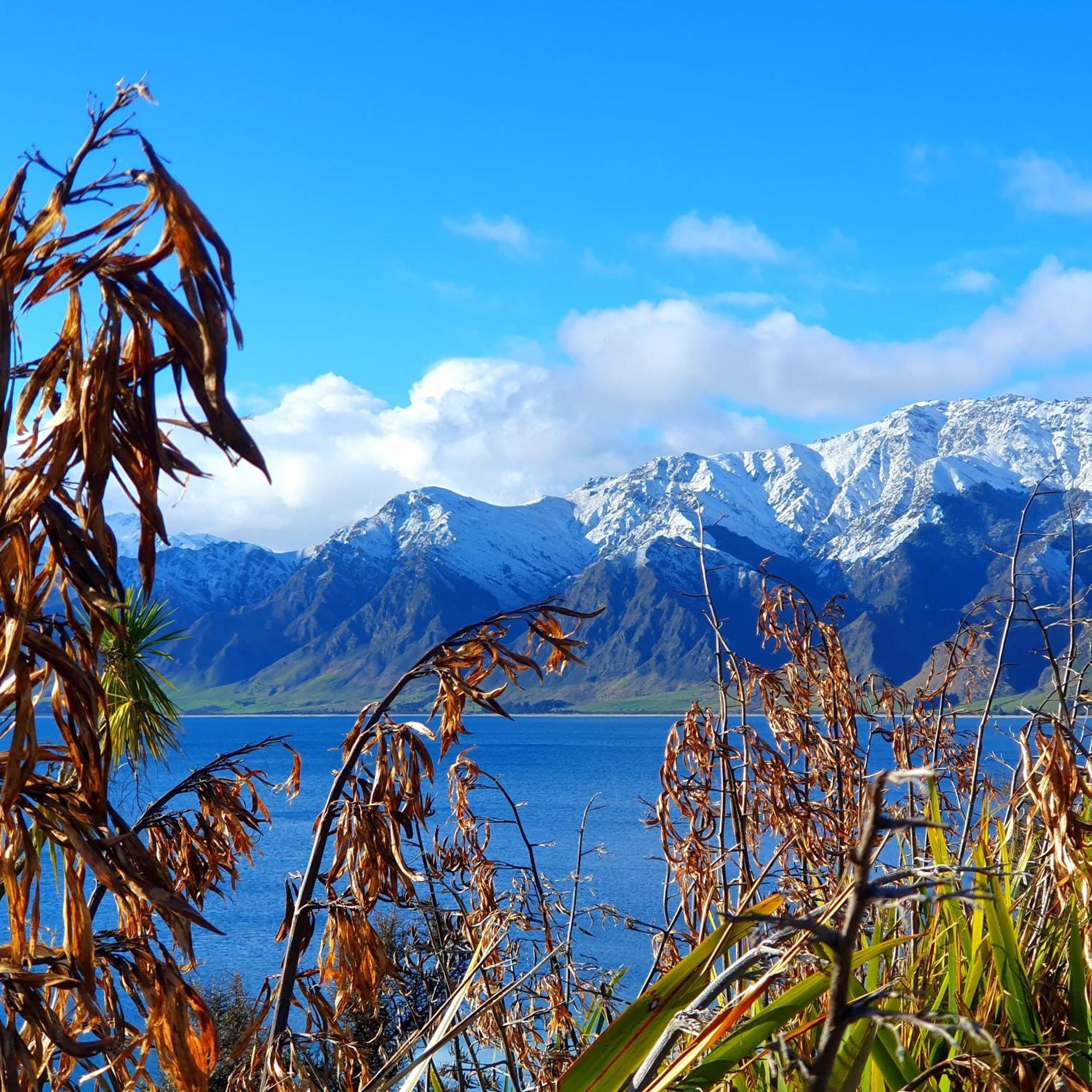 Hawea Heaven: Superking Beds + Hot Tub + Mountain Villa Wanaka Exterior photo